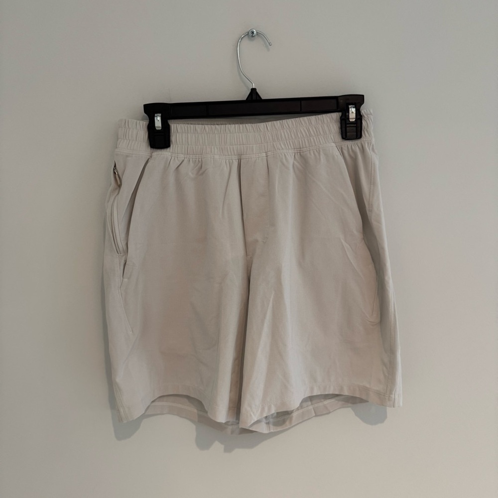 Lululemon Pace Break 7” Lined Short Bone Size Small Like New